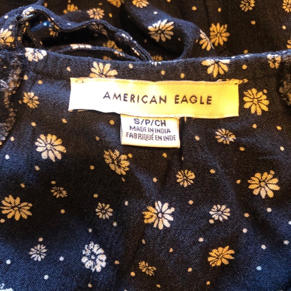 American Eagle blue floral romper - Picture 4 of 4